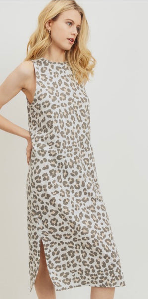 Sleeveless Midi Dress in Gray Leopard